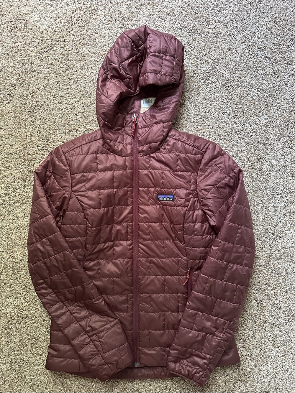 Patagonia Women's Nano Puff Hoody, Size Small, New with Tag